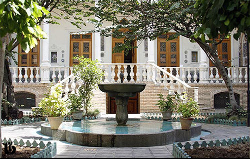 در خانه بزرگان تهران چه می گذرد؟