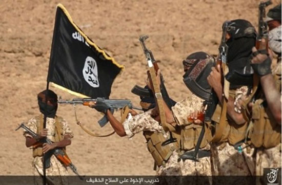 تمرینات نظامی نوجوانان داعش +عکس