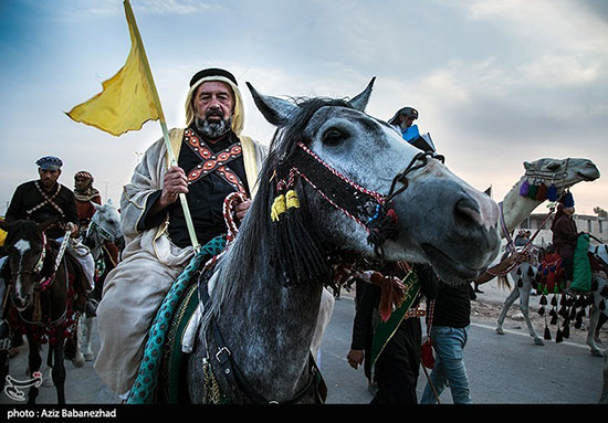 پیاده‌روی زائران اربعین در مسیر نجف به کربلا