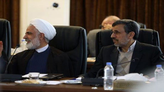 قالیباف و احمدی نژاد در جلسه امروز مجمع