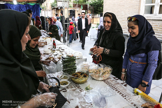 اولین جشنواره خیریه افطار در اراک