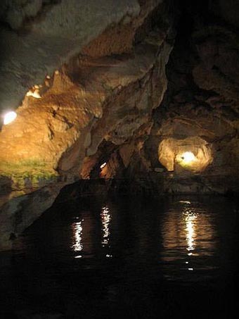 غار سهولان، شگفتی آب و سنگ