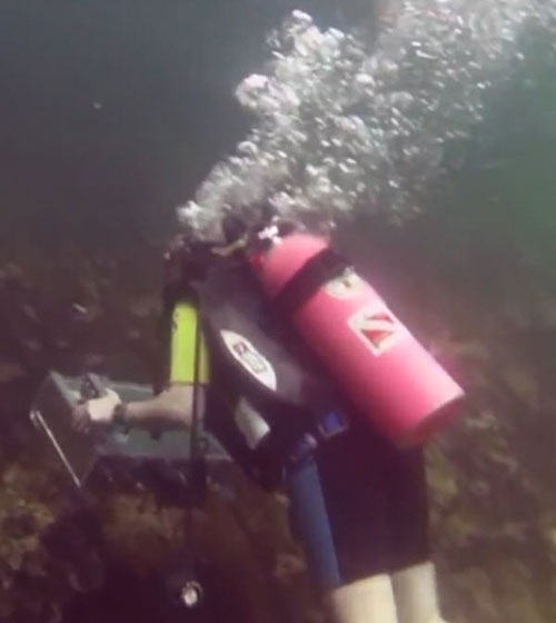 عکاسی از زیر آب با یک دستگاه اسکنر!