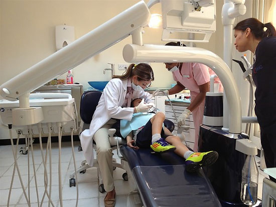 مقایسه قیمت درمان دندان در ایران با دنیا