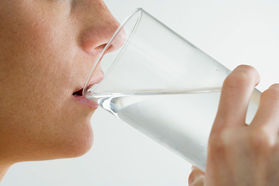 درمان‌هایی موثر برای خشکی دهان