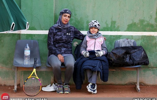 قاب‌های خاص مادر و دختری در لیگ تنیس