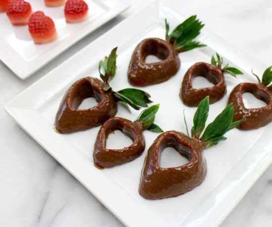 آموزش تصویری: توت‌فرنگی های رمانتیک شکلاتی