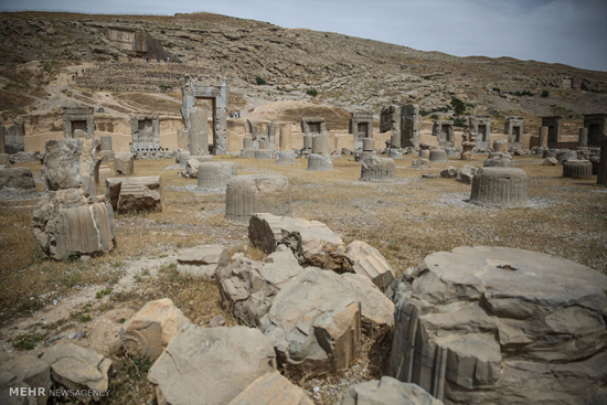 گزارش الجزیره از «تخت جمشید»