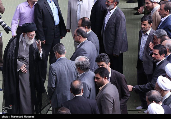 عکس: اقامه نماز عید فطر به امامت رهبری