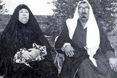 عکسی کمتر دیده شده از پدر و مادر صدام