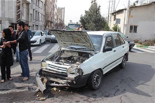 وقتی پراید، وانت كاپرا را واژگون می كند!