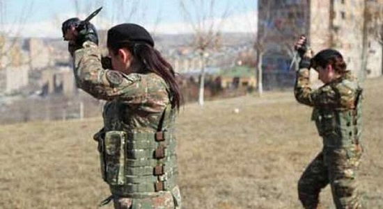 ارمنستان از تشکیل گردان زنان برای نبرد خبر داد