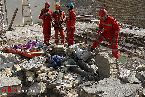 ۳ کشته در ریزش مرگبار ساختمان در مشهد