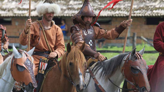 فستیوال قبیله‌های اسب سوار در مجارستان