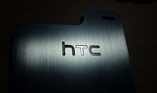 hTC برند زنده اما بیمار