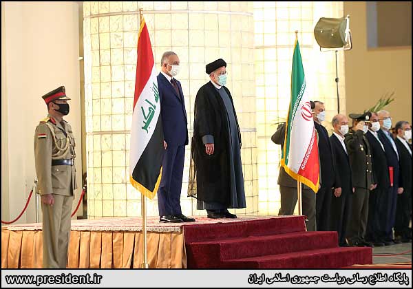 استقبال رسمی رئیسی از نخست‌وزیر عراق