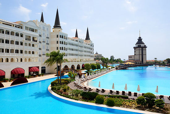 هتل‌های لوکس جهان؛ از کارائیب تا ابوظبی