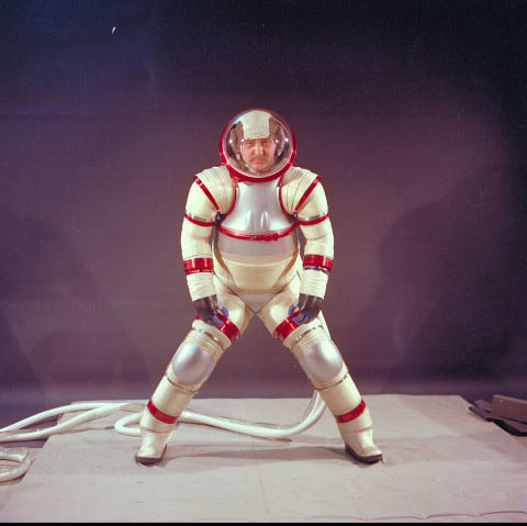 با عجیب‌ترین لباس‌های فضایی ناسا آشنا شوید