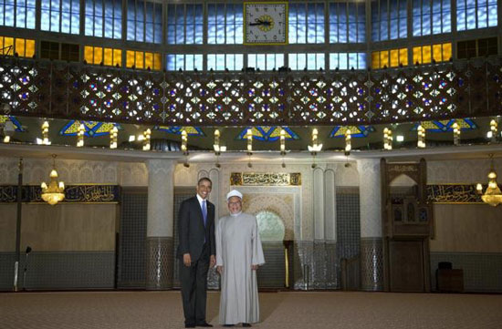 عکس: اوباما در مسجد ملی مالزی