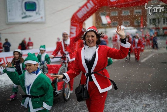 مسابقه دوی بابانوئل‌ ها در مادرید +عکس