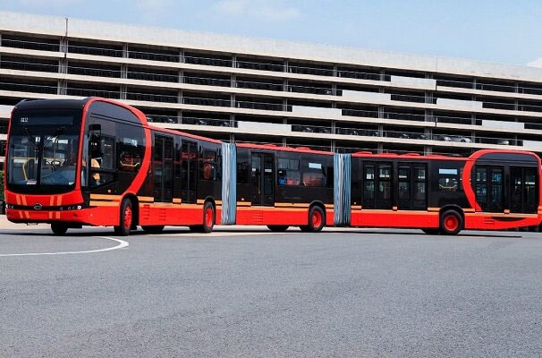 درازترین اتوبوس برقی دنیا با ظرفیت ۲۵۰مسافر