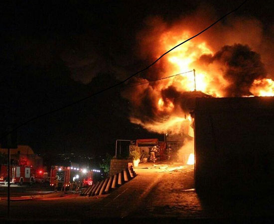 بازار گل و گیاه ستاری در آتش سوخت