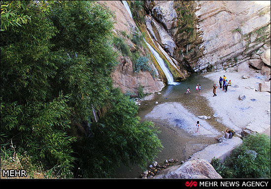 عکس: زیبایی‌های آبشار نوژیان لرستان