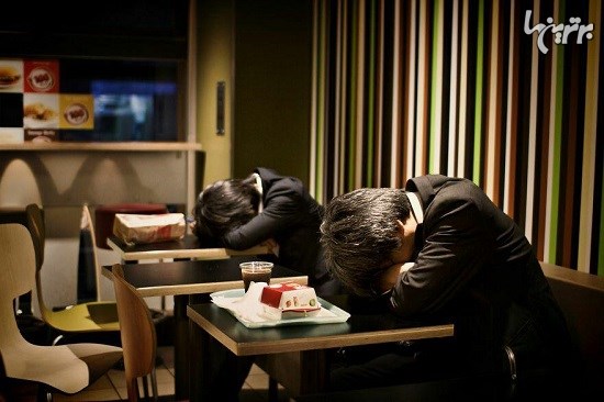 زندگی غم انگیز کارمندان ژاپنی