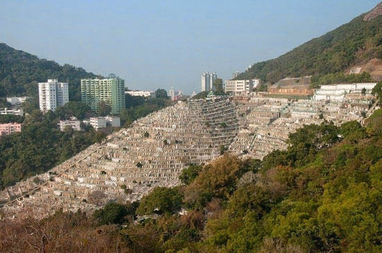 قبرستان جالب مسیحیان هنگ کنگ +عکس