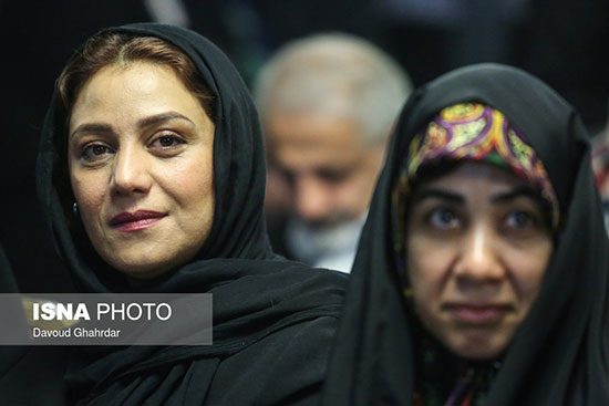 همایش انتخاباتی زنان حامی روحانی