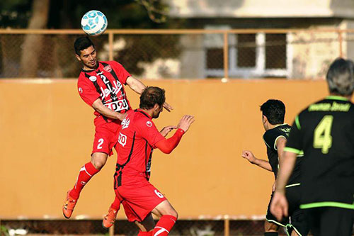 عکس: پرسپولیس هنرمندان را گلباران کرد