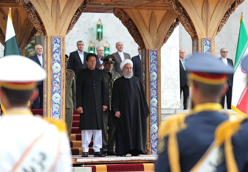استقبال روحانی از نخست‌وزیر پاکستان