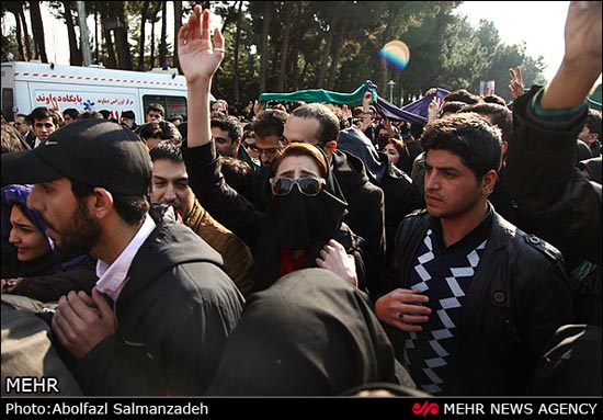 عکس: حاشیه حضور روحانی در دانشگاه