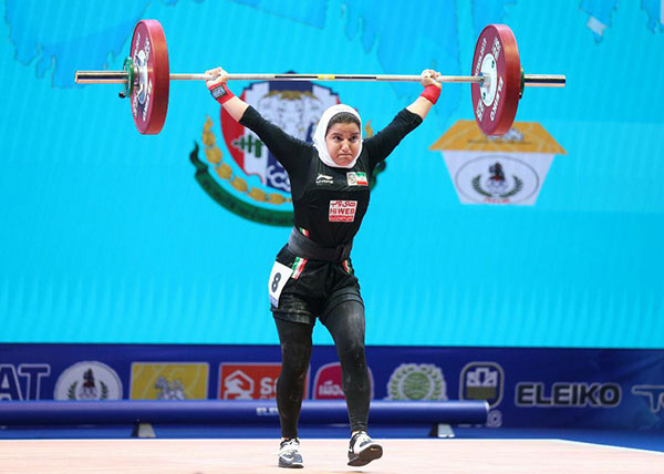 پوپک بسامی؛ اولین وزنه‌بردار زن ایرانی در مسابقات جهانی
