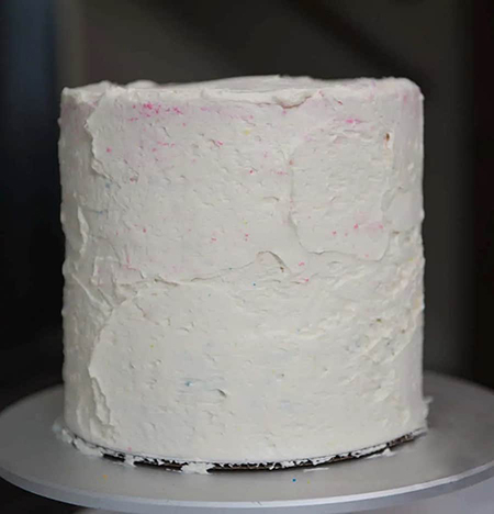 طرز تهیه کیک رنگین کمان؛ برای مهمانی‌ها