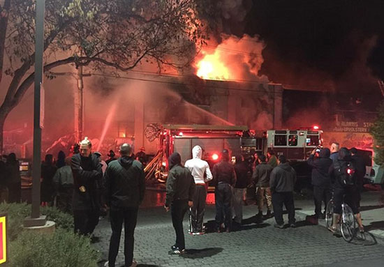 آتش سوزی کالیفرنیا،‌ جان 9 نفر را گرفت
