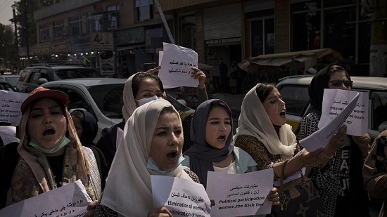 شهردار موقت کابل: زنان سر کار نروند