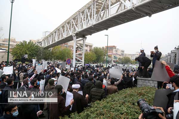 تصاویری از تجمع در اعتراض به ترور اخیر در تهران