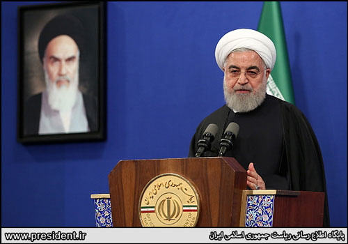 روحانی: در راستایِ خودکفایی، بنزین را گران کردیم