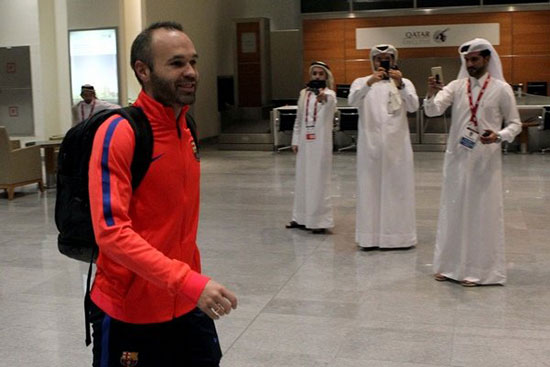 ورود تیم بارسلونا به قطر برای بازی با تیم عربستانی