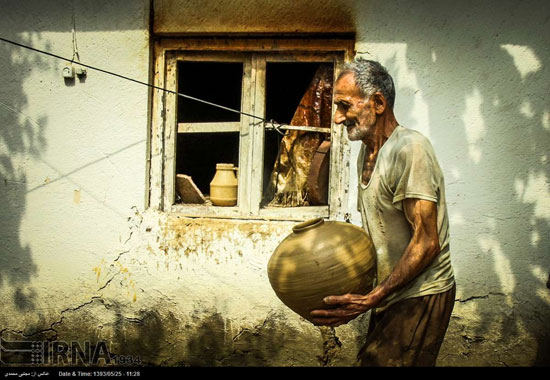 عکس: نیم قرن همنشینی با آب و گِل