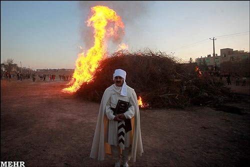 جشن باستانی سده در کرمان / عکس