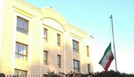 پرچم نیمه‌افراشته کشور در سفارت‌خانه‌های ایران