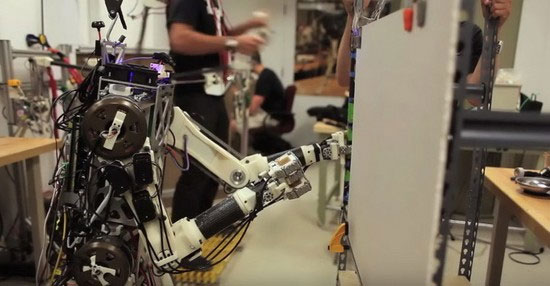 فیلم: شبیه ترین ربات به انسان