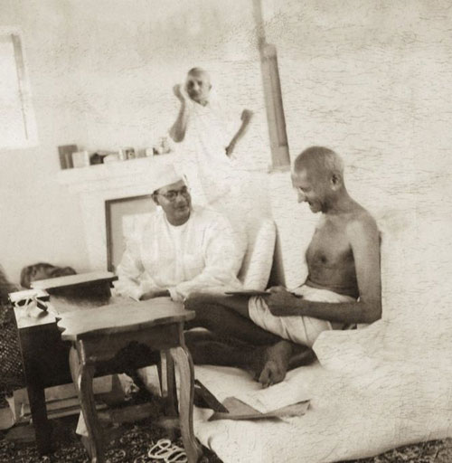 آلبوم کمیاب از 10 سال آخر عمر گاندی
