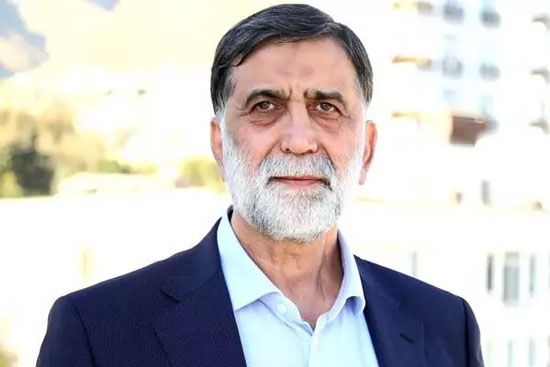 آجورلو: فرهاد مجیدی، فرزند استقلال است