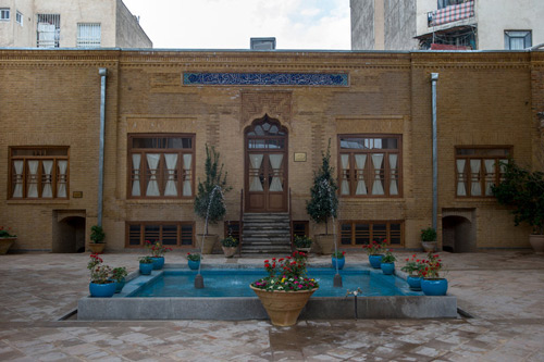 تهران گردی؛ پیاده روی در محله امامزاده یحیی