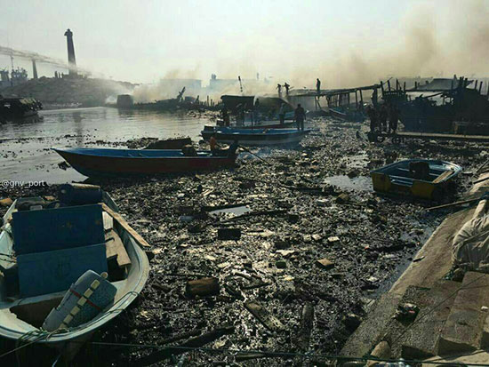 اسکله کنگان بعد از مهار آتش