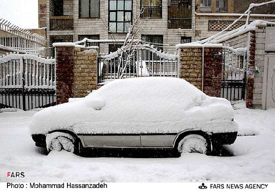 گزارش تصویری از اولین برف زمستانی پایتخت