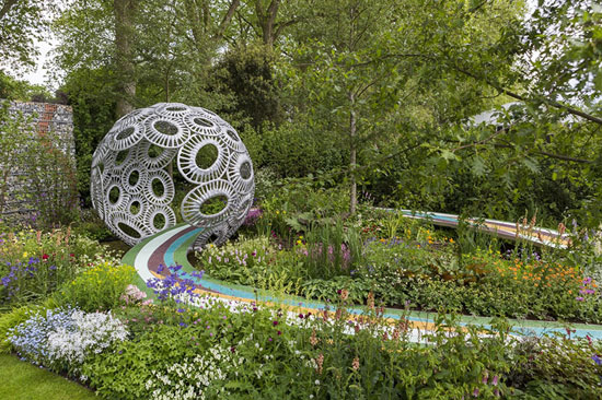 طرح زیبای باغ در نمایشگاه گل چلسی 2016